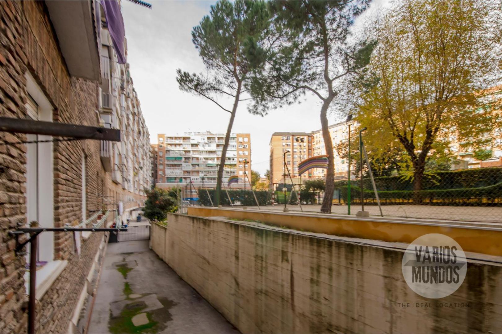 Confort Con Parking Para 3, Vive La Latina Madrid Exterior photo